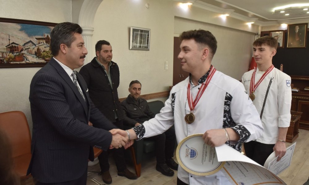 GASTRONOMİNİN ŞAMPİYONLARI YENİŞEHİR’DEN