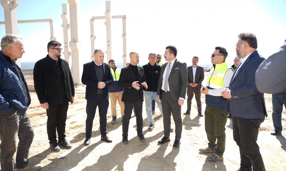 YENİŞEHİR SANAYİ ÜSSÜNE DÖNÜŞÜYOR: BAŞKAN ERCAN ÖZEL’DEN YESAN VE YGS’YE ZİYARET