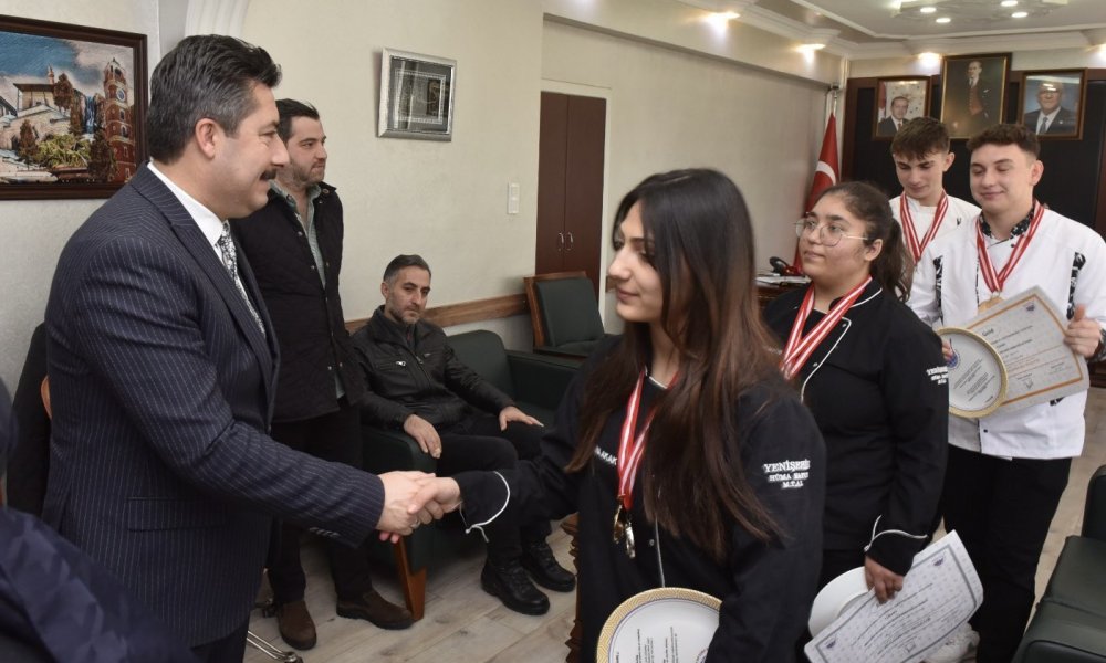 GASTRONOMİNİN ŞAMPİYONLARI YENİŞEHİR’DEN