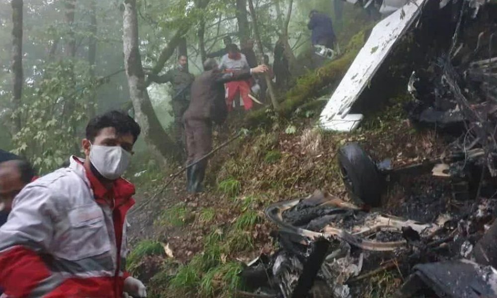 İran Cumhurbaşkanı Reisi, helikopter kazasında hayatını kaybetti!